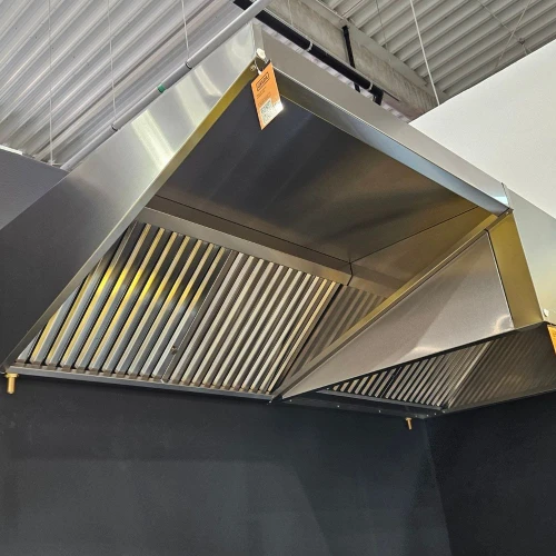 Okap gastronomiczny do niskich pomieszczeń skręcany Gredil 1010x1000x400 mm