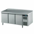 AKT EK731 1701.jpg